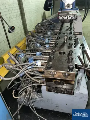 USED Baker Perkins 19 mm Baker Perkins Twin Screw Extruder, Model MP-19-TC