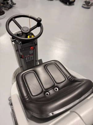 Onyx RX30C Cylindrical Ride-On Scrubber NEW
