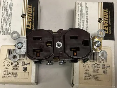 New | in-Stock LEVITON 5342 Miscellaneous Equipment (Electrical & Power) Ohio US | Surplus Asset Holdings #1209372
