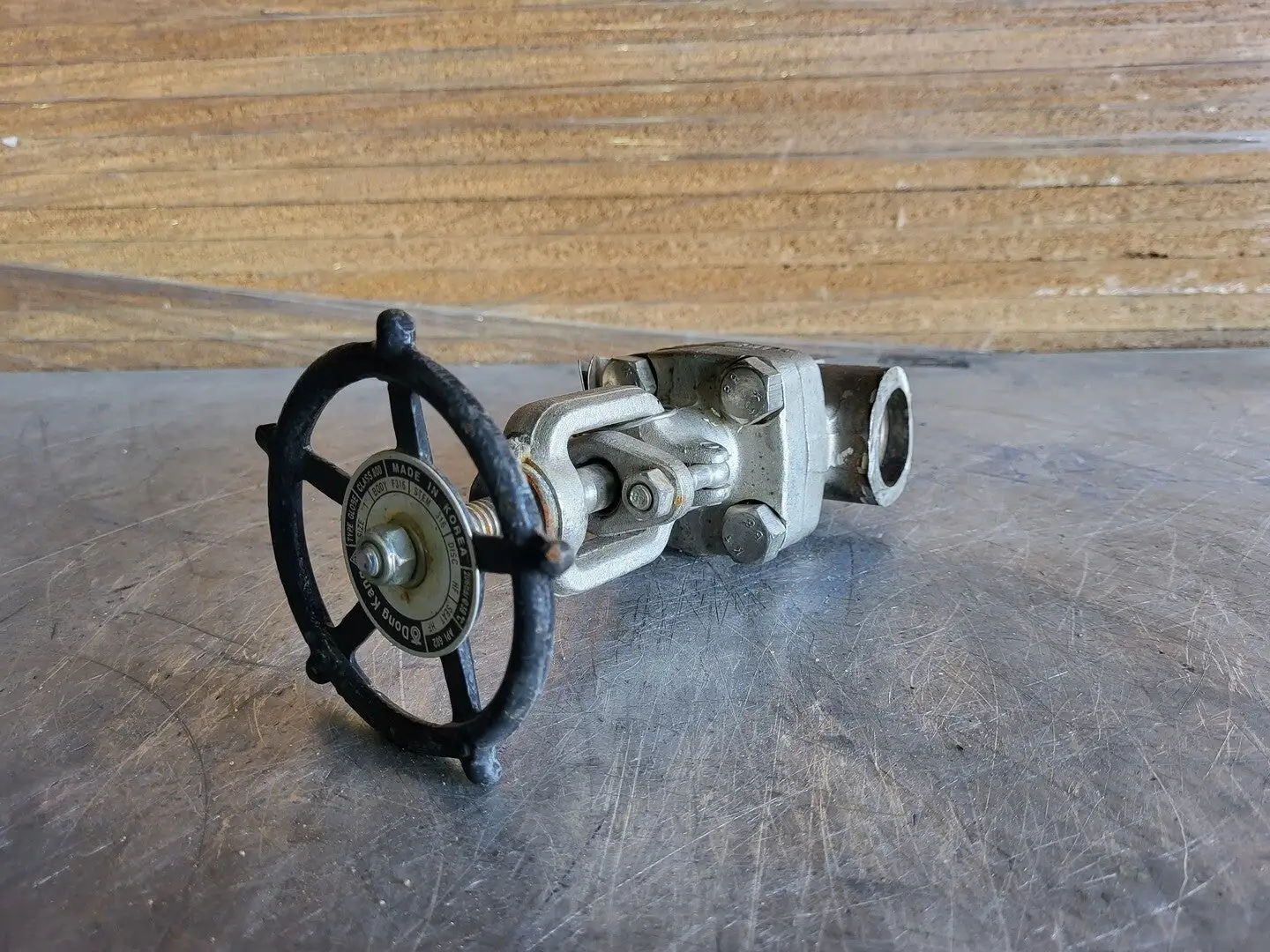 1" Class 800 Globe Valve API 602