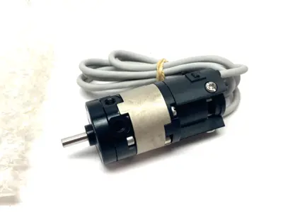 USED SMC DOUBLE ACTING 10MM ROTARY VANE ACTUATOR  W/ AUTO SWITCHES