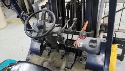 USED KOMATSU FG40ZT-7