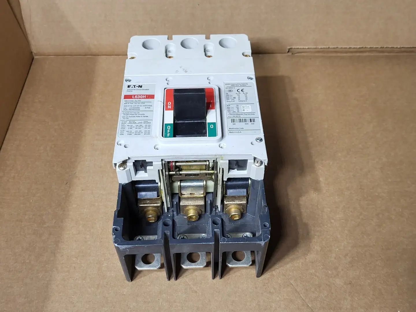 Used EATON LGH3630NN Switchgears British Columbia CA | Lenmark #409259