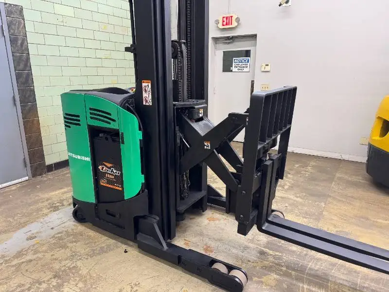 Mitsubishi ESR15N Reach Forklift