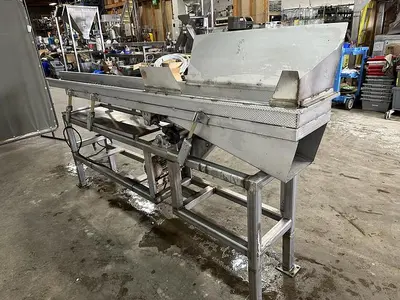 9' Shaker Conveyor