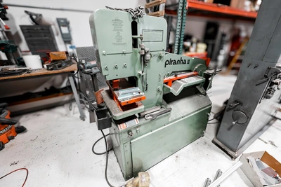 PIRANHA PII35 Ironworkers | Elevation Machine (1)