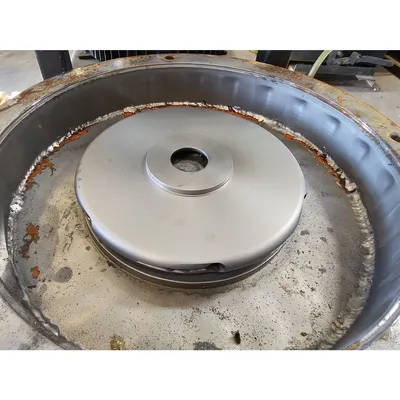 Used Vertical Shaft Impact Mill for grinding Chrome metal powders
