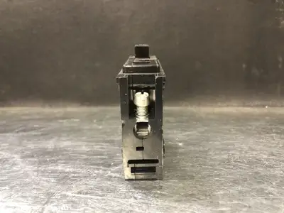 USED CUTLER-HAMMER BA130