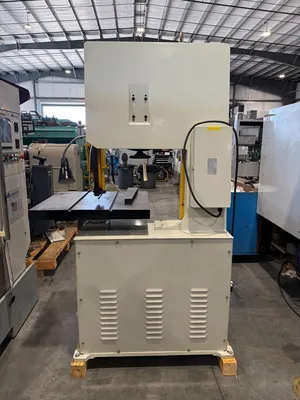 2015 MSC 600 Vertical Band Saws | GMT (5)