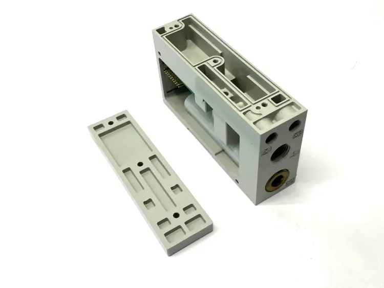 Used Numatics Pneumatic Manifold Block X, XE, 1, 3/5 Ports w/ 156-161 Rev H PCB Parts (Hydraulics and Pneumatics) Michigan US | Maverick Industrial Sales #1395128