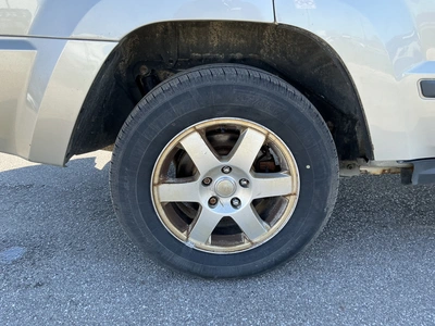 USED 2009 JEEP GRAND CHEROKEE