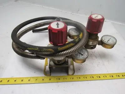 PROSTAR PLATINUM Praxair Gas Regulator Assembly & Gauges W/Mount