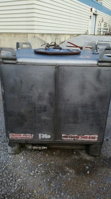 Stainless Steel Totes 300-383 Gallons