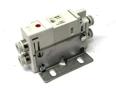 VQ2000-FPG-C8C8-F | SMC  Pneumatic Double Check Block - New Other