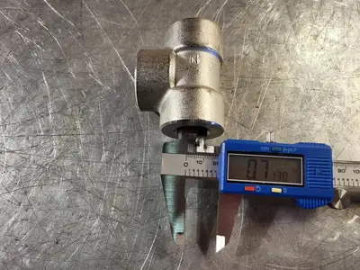 1/2" Stainless Steel Tee A/SA182 F304/F304L N2480 B16 3M