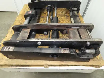 Hyster E100XN Forklift Carriage Fork Positioner 48" Width 10000lbs Class 4 READ