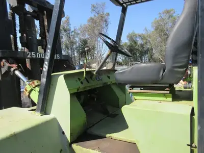 25000 lb. Clark #C500Y250, Forklift