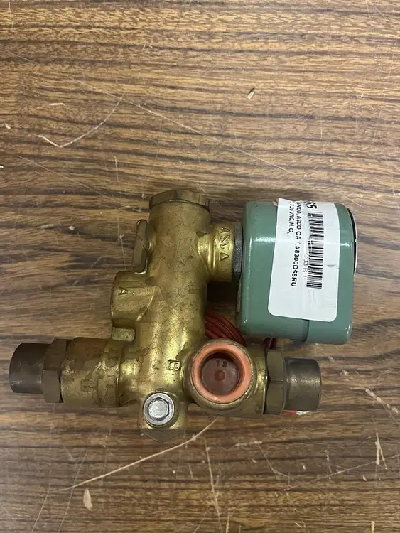 New | in-Stock ASCO 8300D68F Solenoid Valves Ohio US | Surplus Asset Holdings #1337546