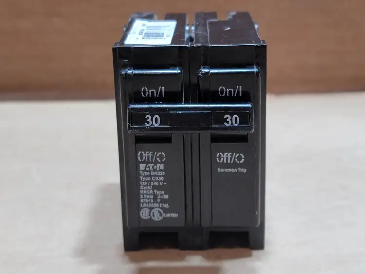 Used EATON BR230 Switchgears British Columbia CA | Lenmark #835817