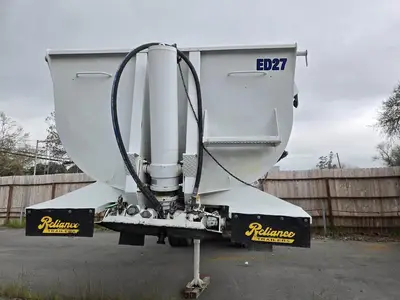 USED 1985 RELIANCE 28FT