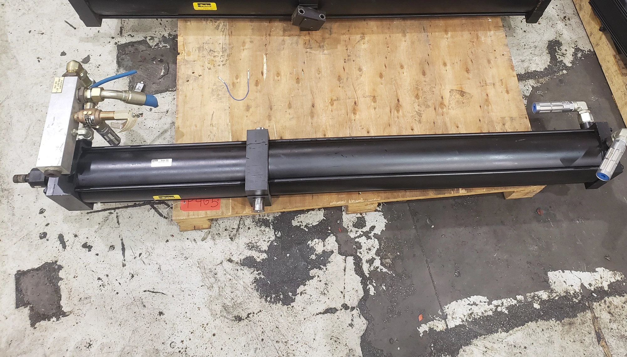 Parker 6.00 DD2ANRS14A Pneumatic Cylinder
