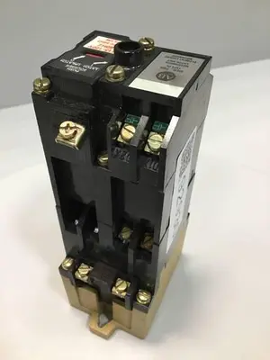 USED ALLEN BRADLEY 700-P400A1 SER B NO CONTACTS