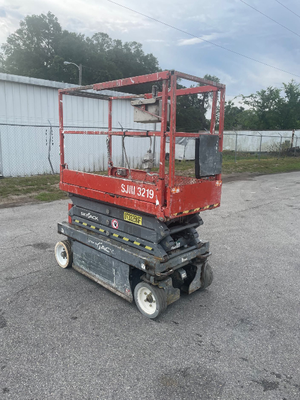 USED 2015 Skyjack SJ3219