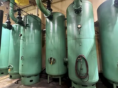 WOOD INDUSTRIAL VERTICAL AIR STORAGE TANK: STOCK #23045