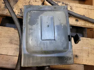 USED MAGNA-LOCK MAGNETIC CHUCK