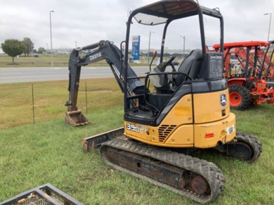 USED 2021 Deere 35D