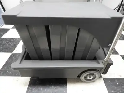 New | in-Stock Follett New Follett 00112771 Mobile 75lb Ice Caddy - Plastic, Gray Restaurant Storage Containers Illinois US | Falcon Restaurant Supply #1376492