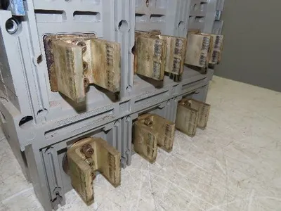 Schneider WC4GGR44R9SXFXXXXX Square D Masterpact Circuit Breaker 2500A 690V