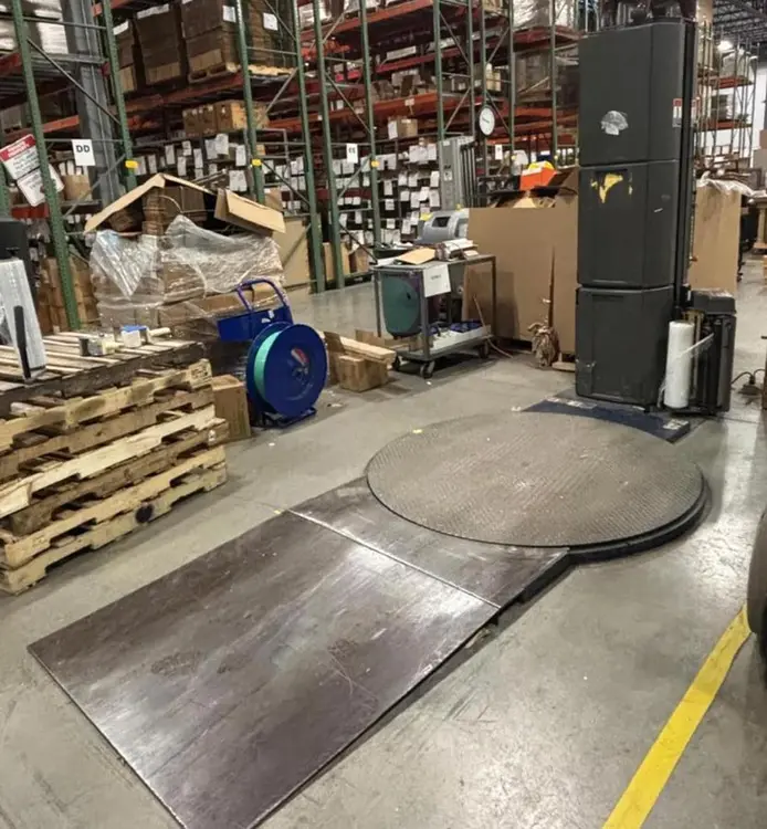 Used LANTECH Q-300 Wrapping Machines Pennsylvania US | Global Equipment International, LLC #972987