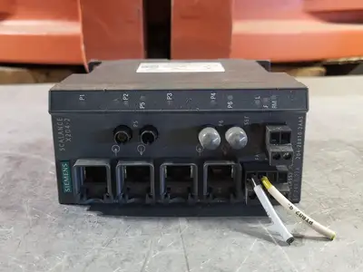 USED SIEMENS 6GK5204-2BB10-2AA3