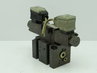 Husky HPN 634916 WE43P06B06C0BN/X9 Hydraulic Valve 24V