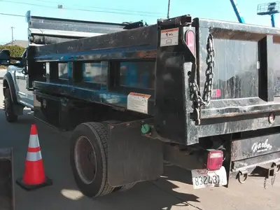USED 2019 FORD F-550