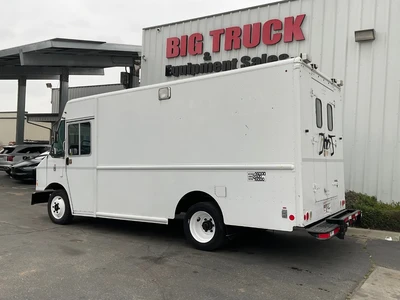Used 2014 FREIGHTLINER MT45 Box trucks California US | Big Truck & Equipment #1412251