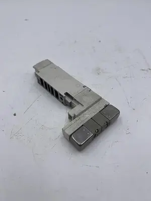 Used SMC SMC VQC2401N-51 Misc Electrical & Power Parts | ND Industrial Surplus #1214931