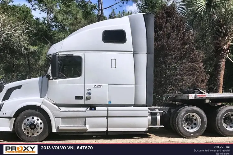 Used 2013 VOLVO VNL 64T670 Conventional trucks Florida US | Proxy Equipment #1384831