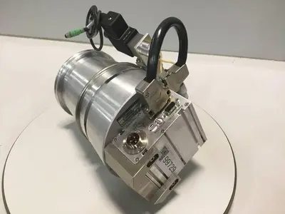 USED LEYBOLD TW250 S