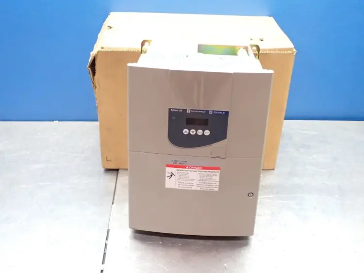 Used SQUARE D ATV28HU90M2U Speed Drives | HGR 24 #748053