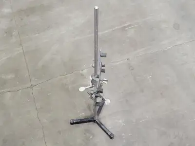 Laboratory Stand w/ Clamp Holder