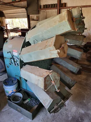 B.M.T. 1MB 100 Vibratory Machines | Midstate Machinery (1)