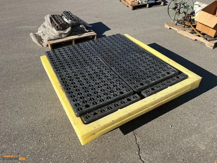 Used SPILL CONTAINMENT _UNKNOWN_ Tub Michigan US | Miedema Asset Management Group #1186676
