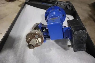 1" Jamesbury Stainless Ball Valve QUADRA-POWR II STOCK S-618