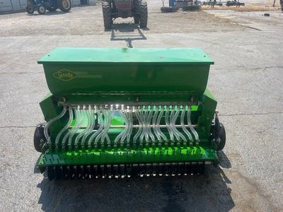 Gandy 2848SS Overseeder | County Equipment Company LLC (6)