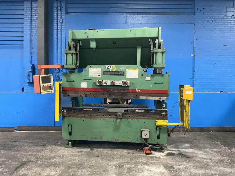 Used CINCINNATI 90 CB X 6 FT Press Brakes Ohio US | HGR 24 #1233422
