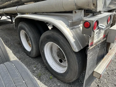 Used 1994 BRENNER _UNKNOWN_ Tanker Trailers Indiana US | Lakeshore Equipment Sales #1546612
