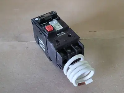 NEW SIEMENS Q240H