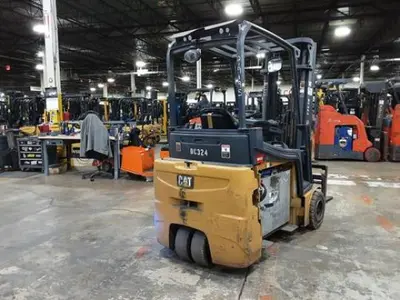 USED 2019 CATERPILLAR 2ET4000